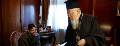 Ο Οικουμενικός Πατριάρχης αποκλειστικά στο περιοδικό δρόμου «σχεδία»